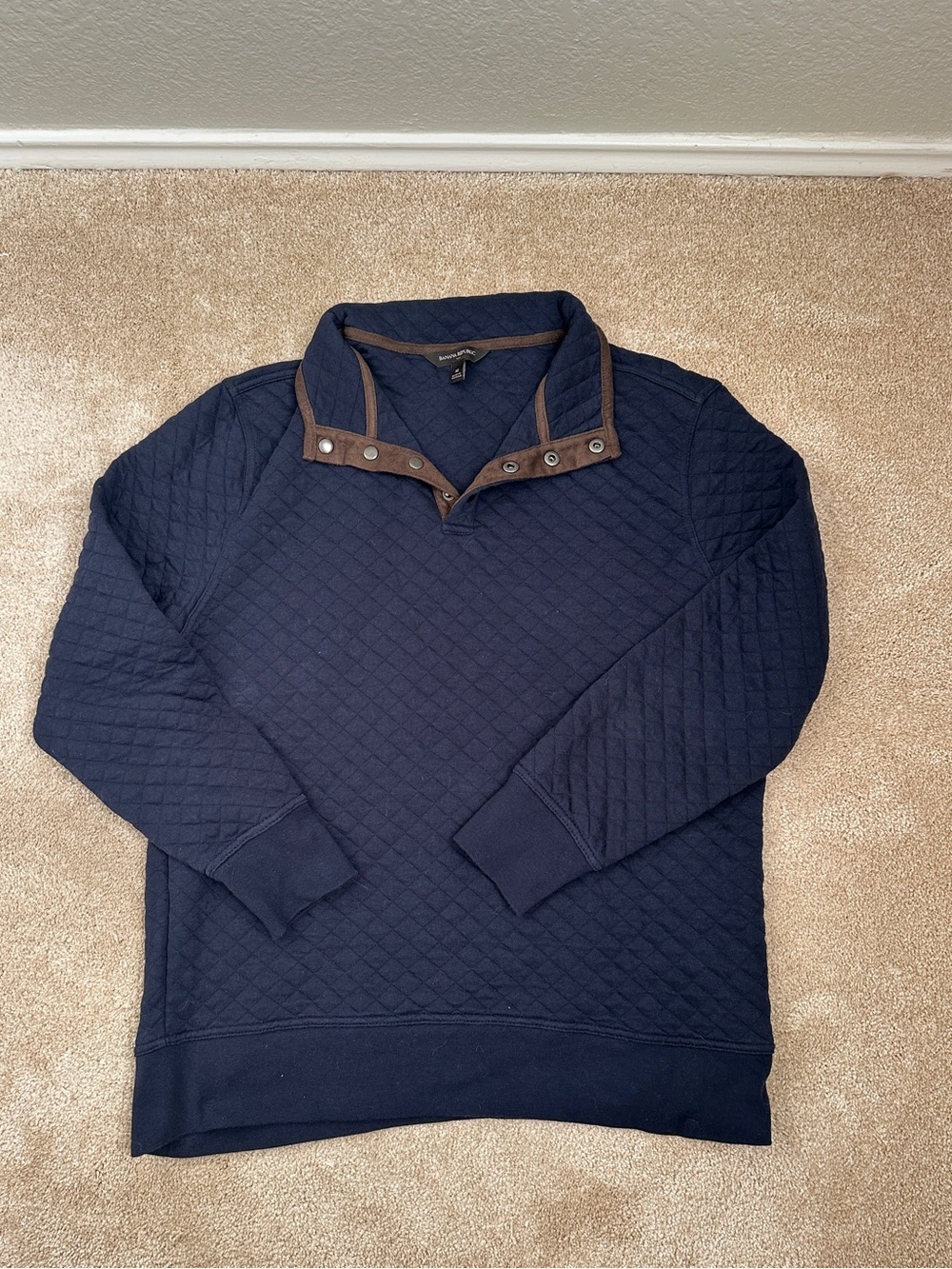 Banana Republic Navy Quilted Pullover with brown Trim M